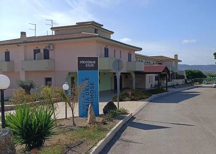 Casa The Nest - Il Nido Sul Mare Vakantiehuis Badesi